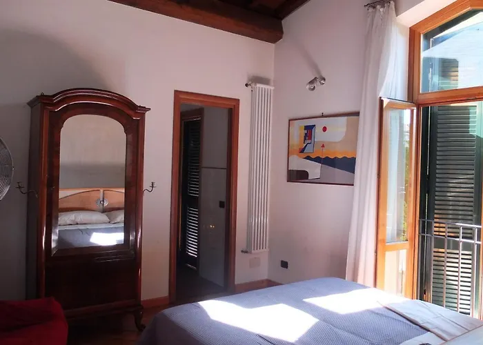 Bed and Breakfast I Melograni 4*