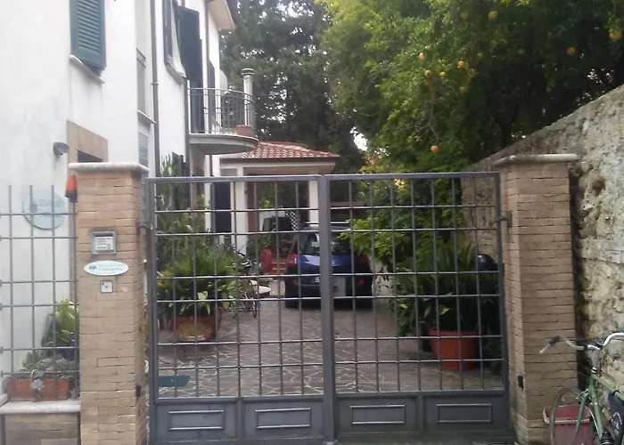 I Melograni Bed and Breakfast 4*